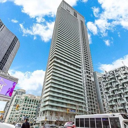 Luxury Condo Prime Location โตรอนโต ภายนอก รูปภาพ