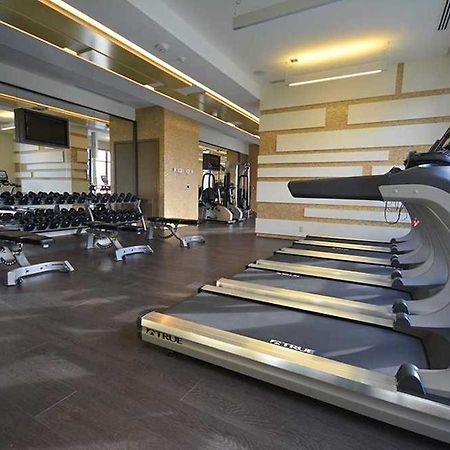 Luxury Condo Prime Location โตรอนโต ภายนอก รูปภาพ